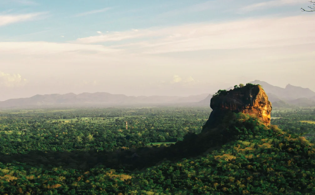 sri-lanka-sigiriya-lion-rock-fortress